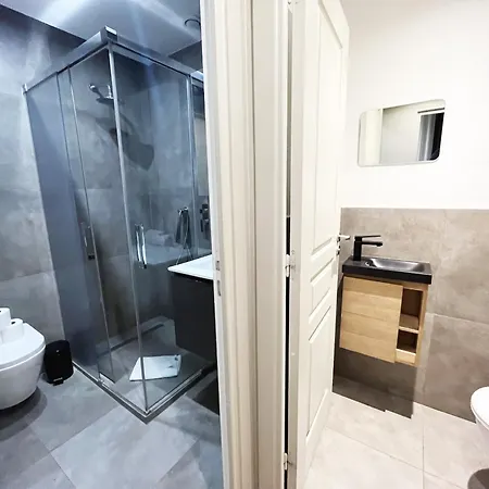 Urbanflat 79 - Large In Le Marais Párizs